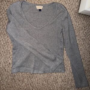 🔴NWOT Universal Thread Heather Gray V-Neck Long Sleeve Knit Top